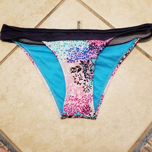 Colorful Bikini - Picture 2 of 3